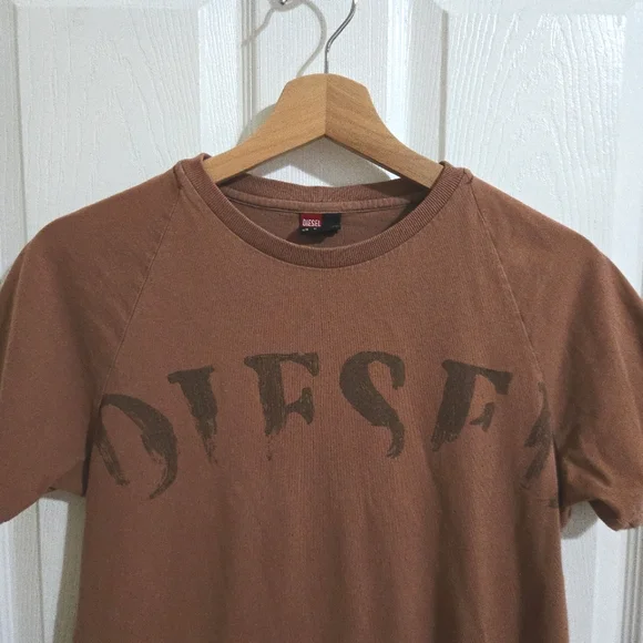 Diesel Men's Brown T-Shirt Size M - Picture 2 of 11